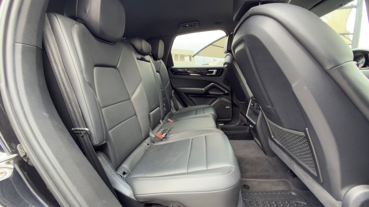 PORSCHE CAYENNE 2020