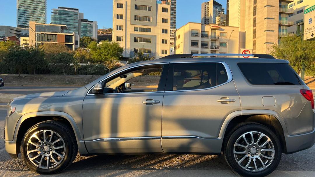 GMC ACADIA DENALI 2023