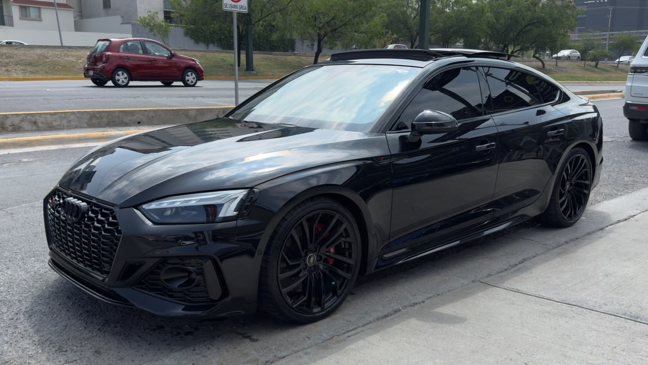 AUDI RS5 SPORTBACK 2025
