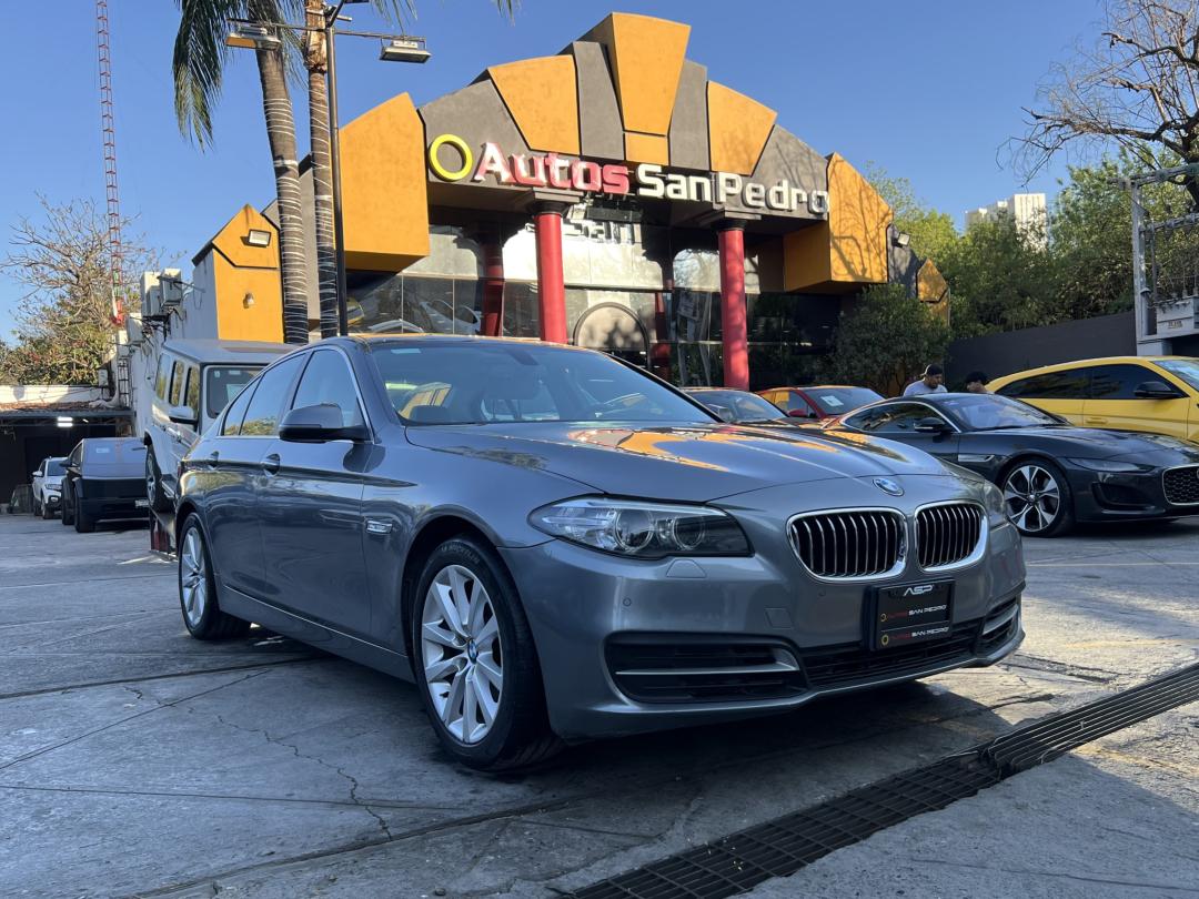 BMW 520IA 2016