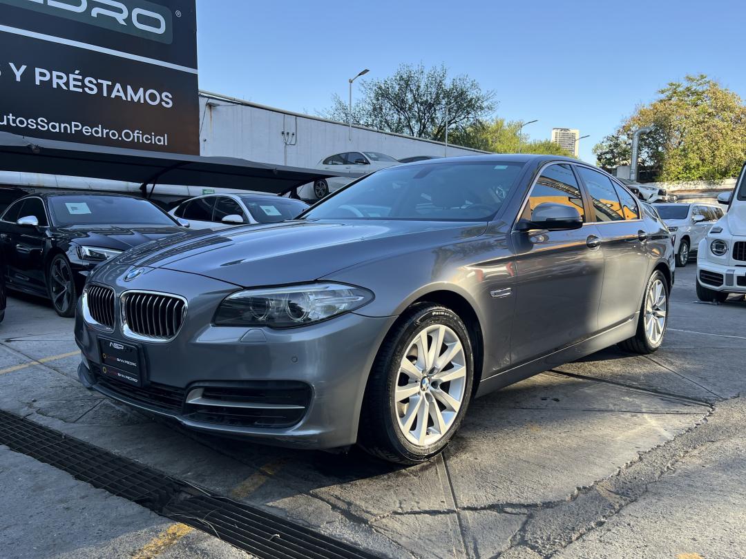 BMW 520IA 2016