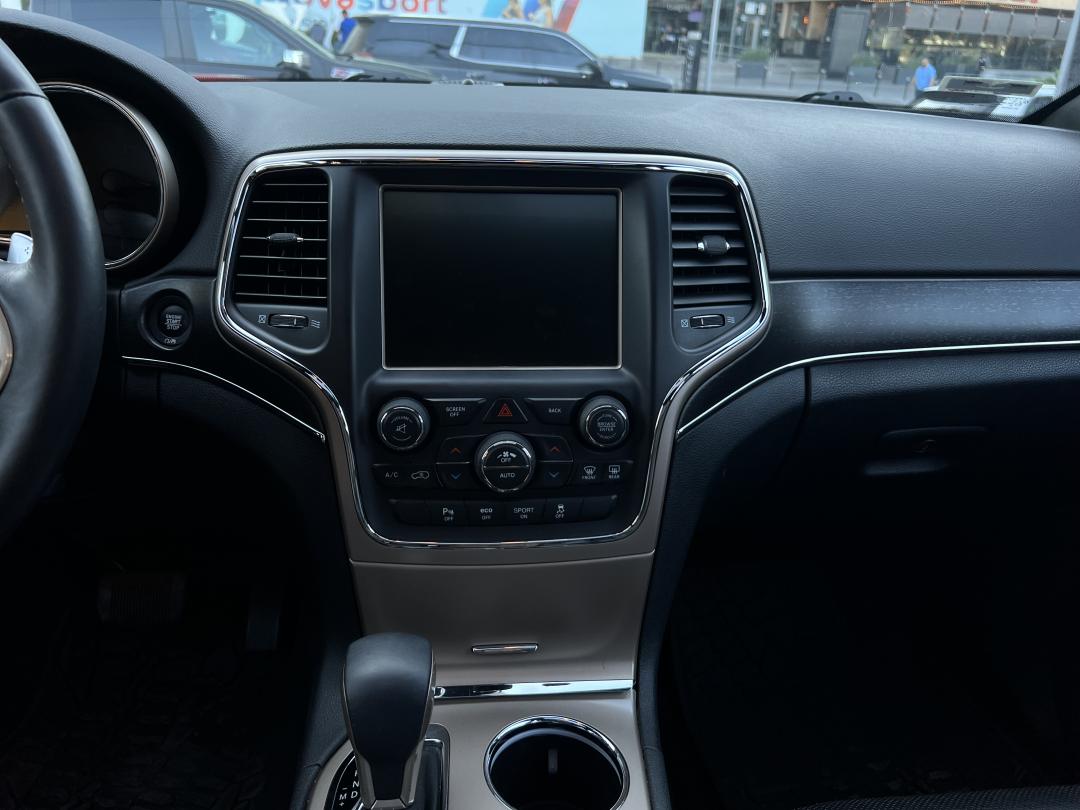 Jeep GRAND CHEROKEE LIMITED LUJO V8 2016