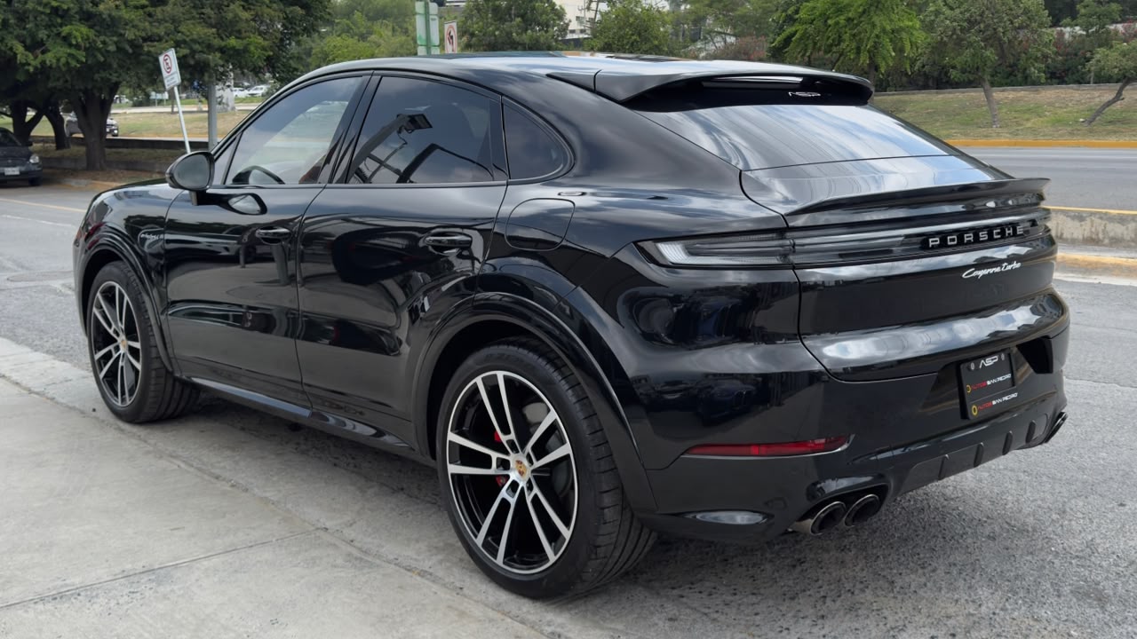 PORSCHE CAYENNE TURBO E HYBRID 2024