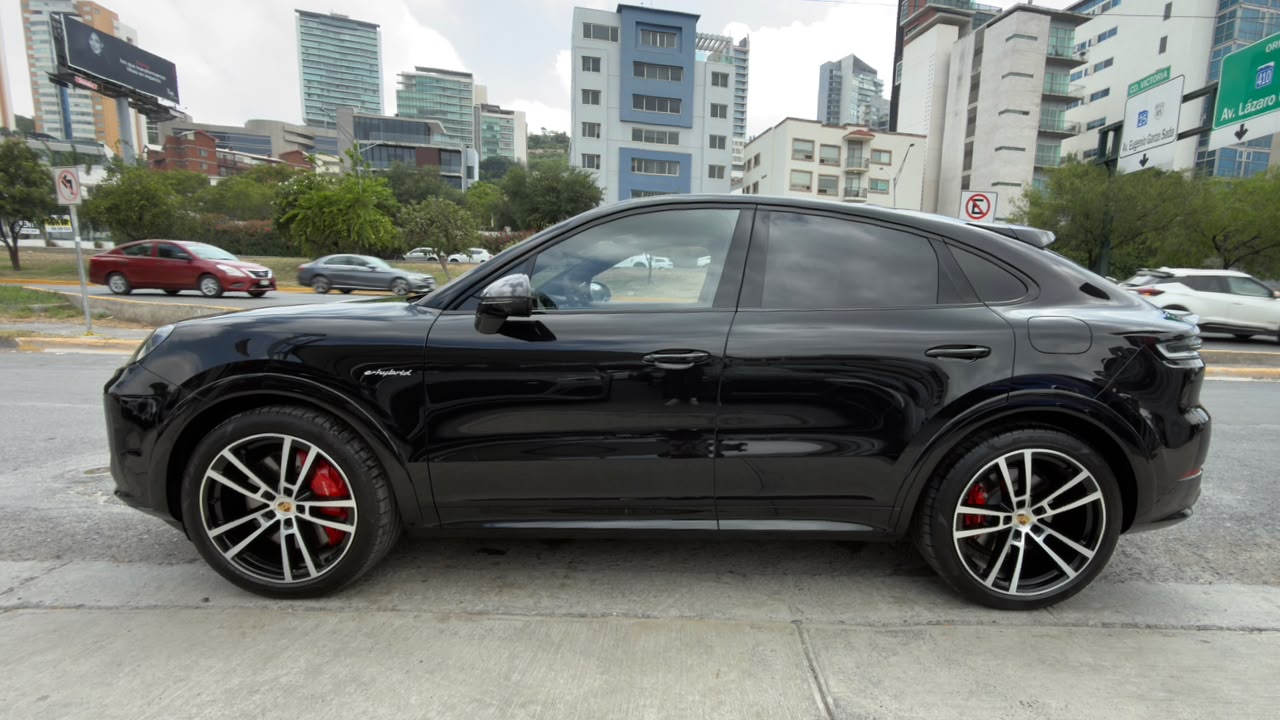 PORSCHE CAYENNE TURBO E HYBRID 2024