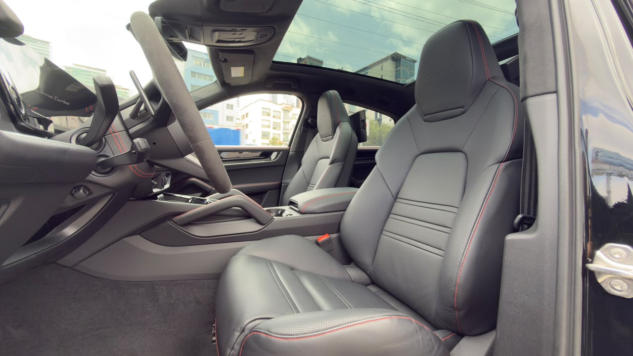 PORSCHE CAYENNE TURBO E HYBRID 2024