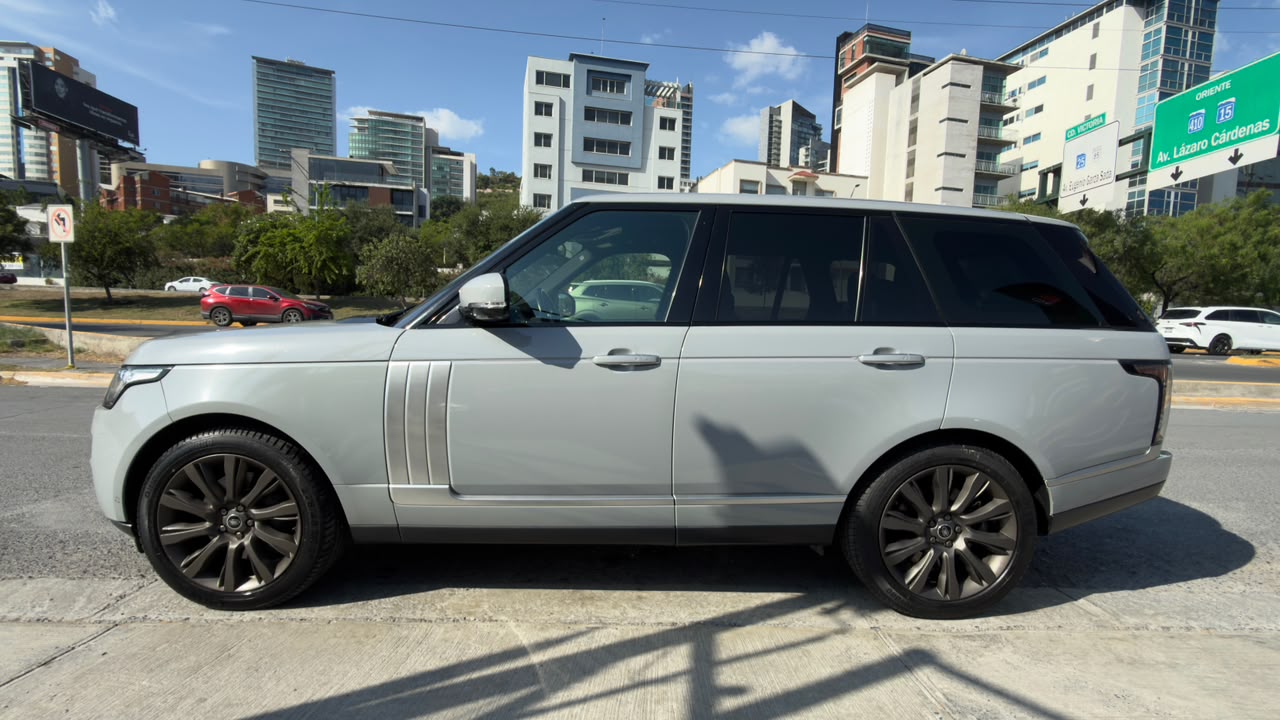 LAND ROVER RANGE ROVER VOGUE SE SUPER CARGADO 2013