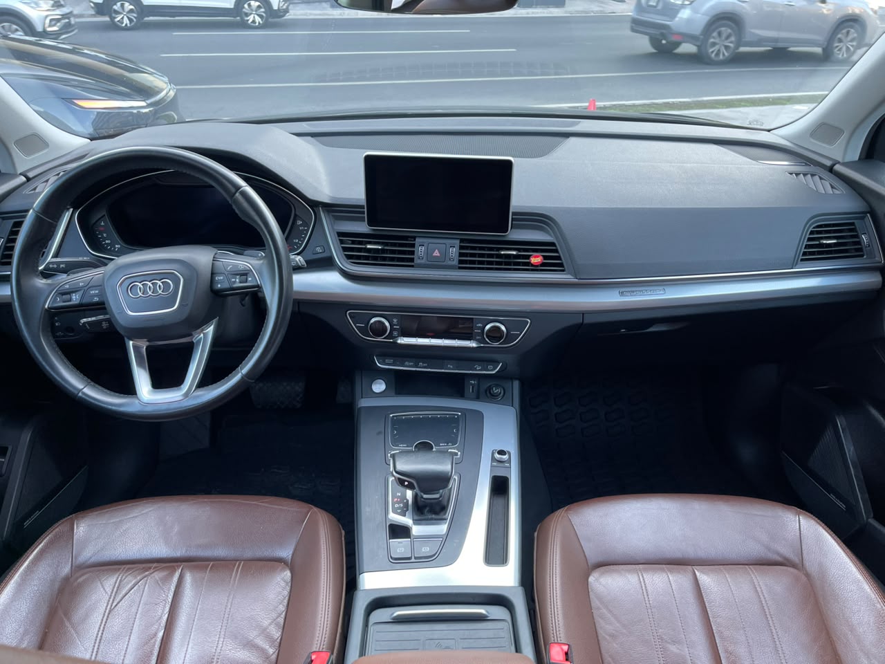 Q5 SELECT