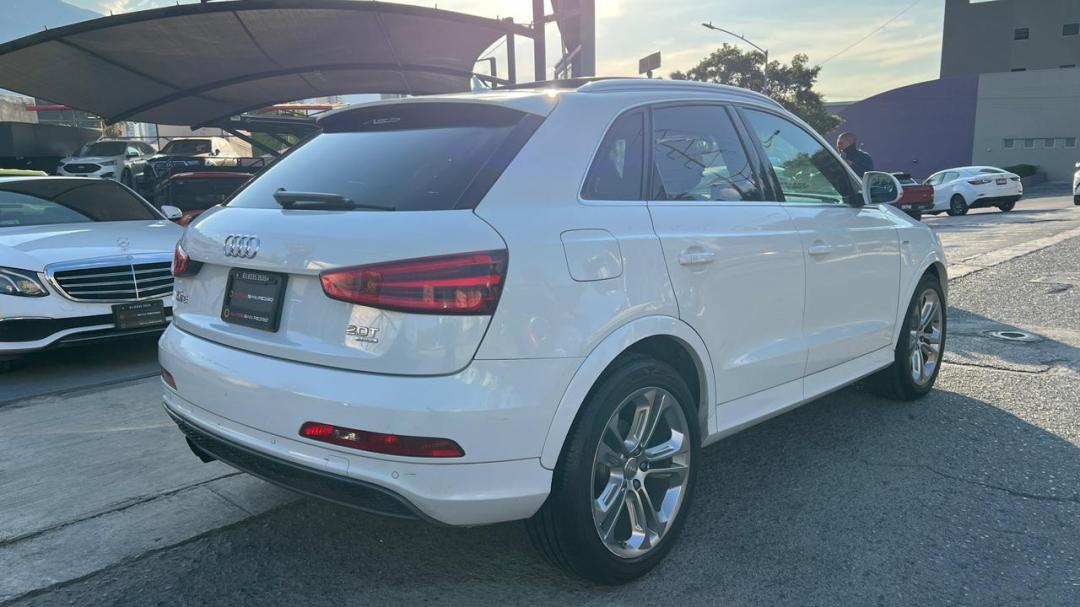 Audi Q3 S LINE 2015