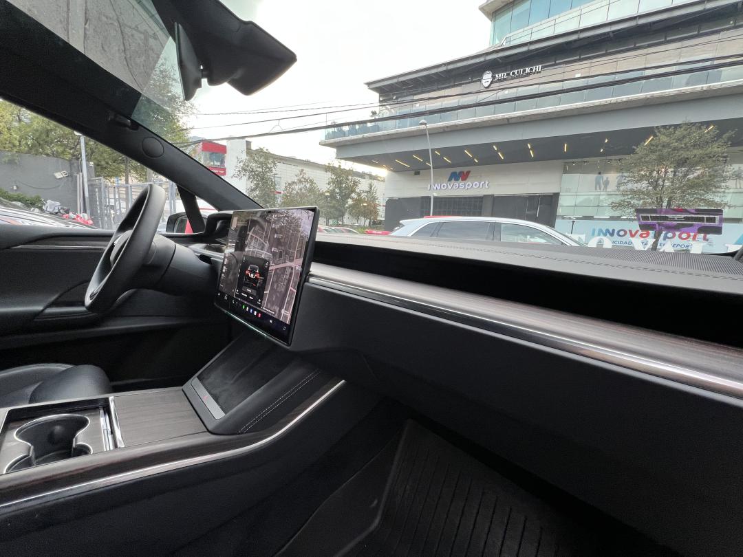 Tesla MODEL X AWD 2025