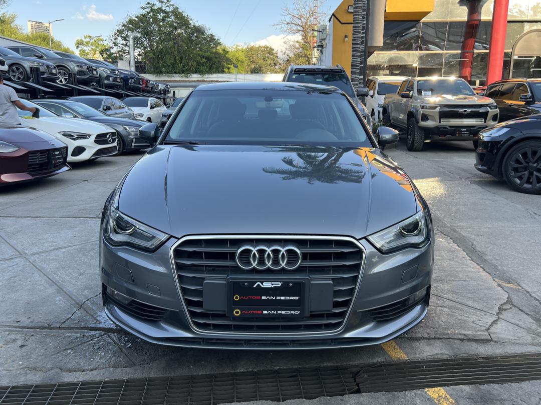 Audi A3 AMBIENTE 2016