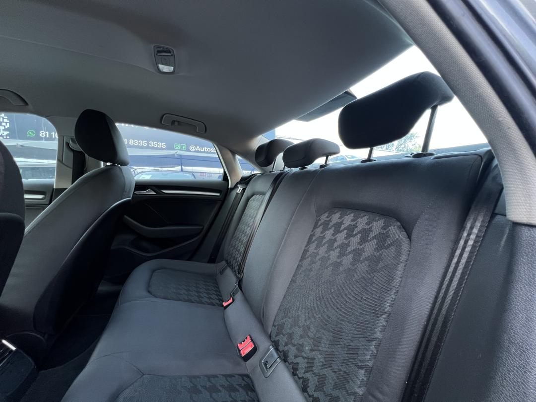 Audi A3 AMBIENTE 2016