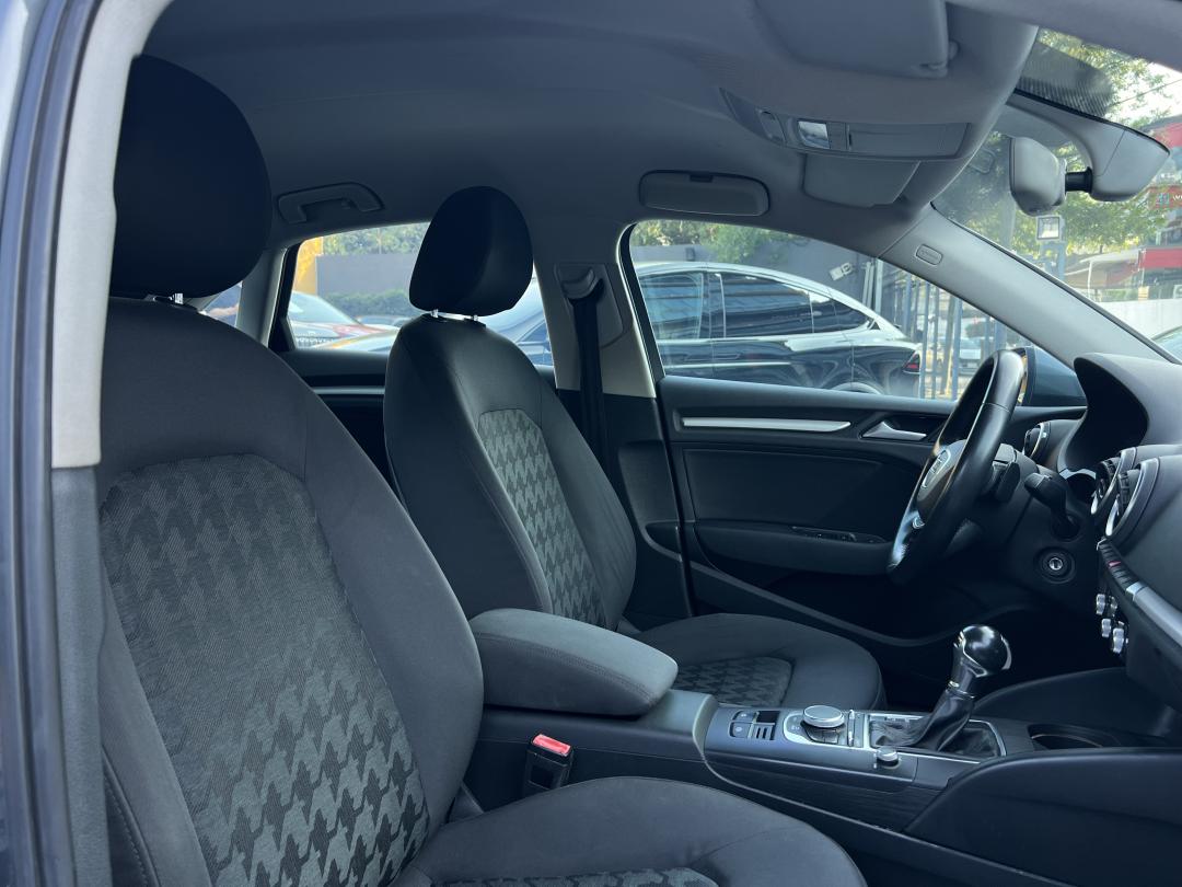 Audi A3 AMBIENTE 2016
