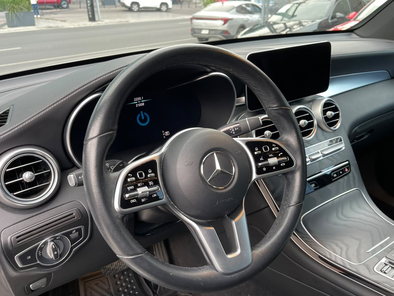 GLC300 E 4MATIC HIBRID
