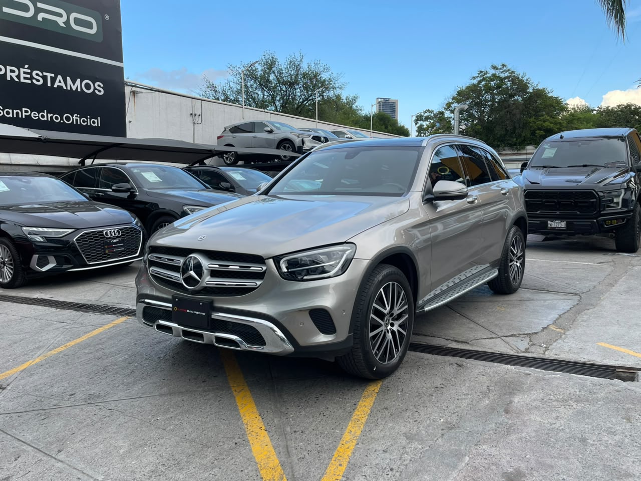 GLC300 E 4MATIC HIBRID