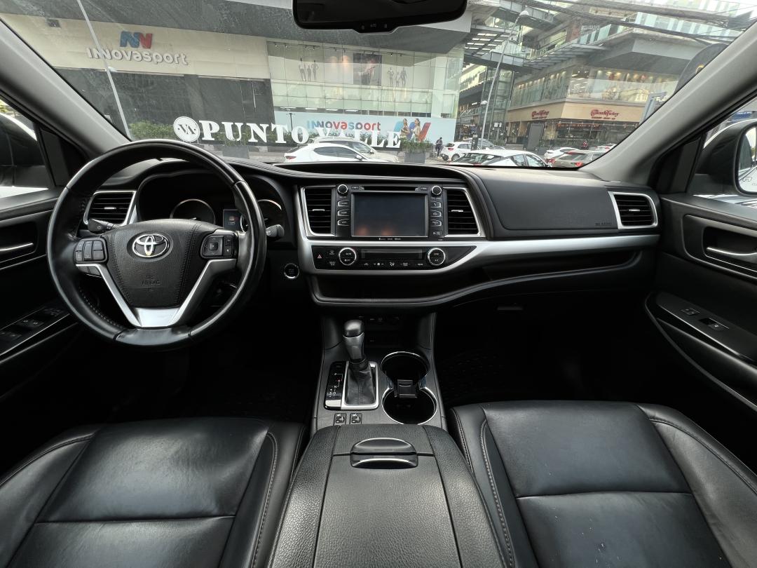 Toyota HIGHLANDER XLE PIEL 2019