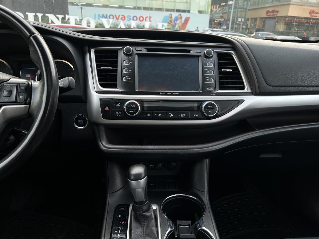 Toyota HIGHLANDER XLE PIEL 2019