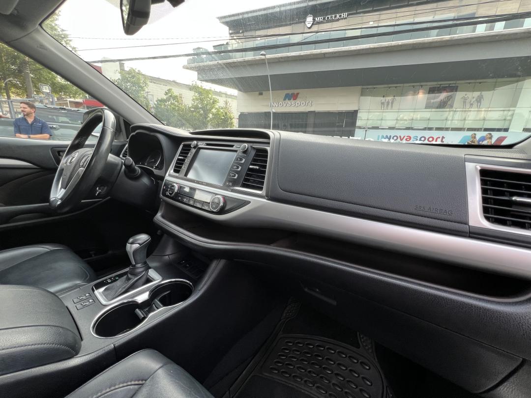 Toyota HIGHLANDER XLE PIEL 2019