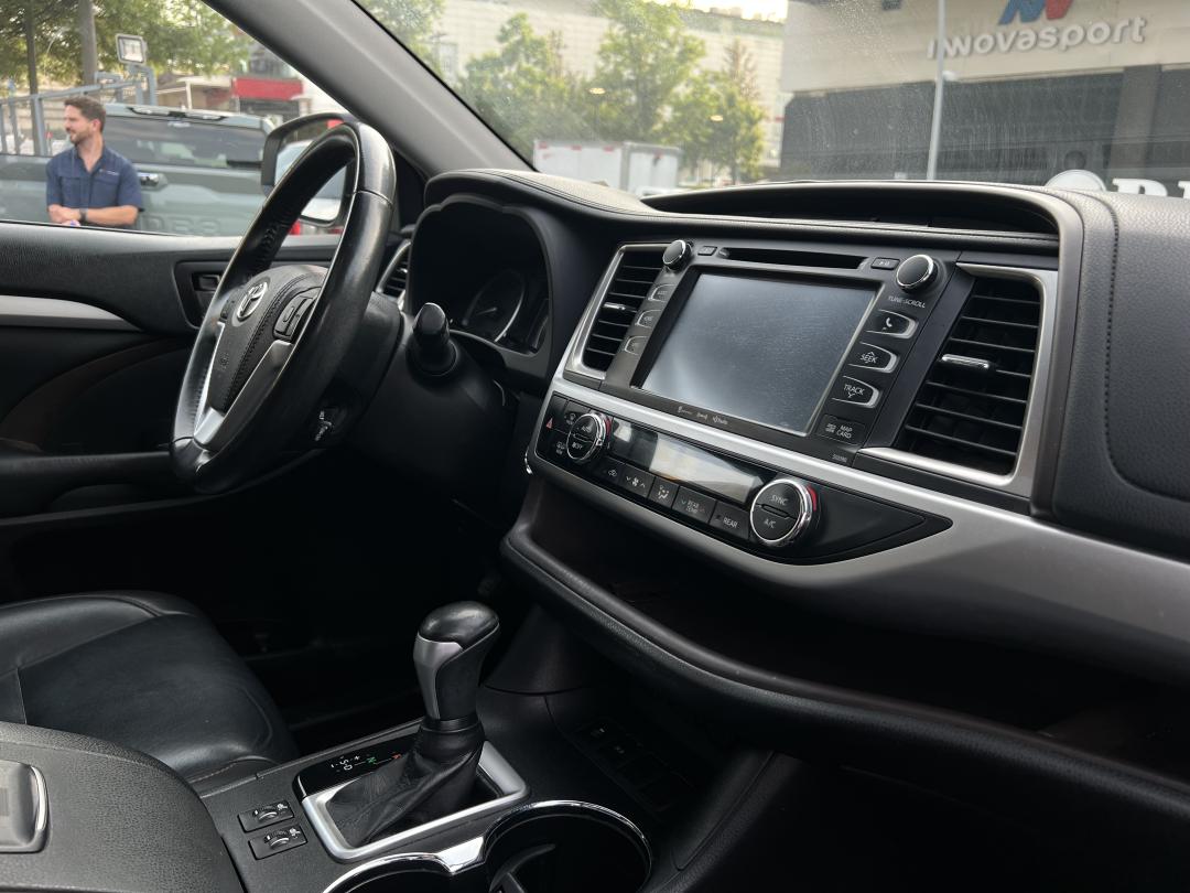 Toyota HIGHLANDER XLE PIEL 2019