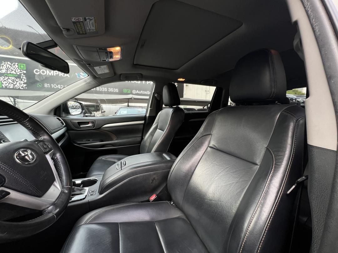 Toyota HIGHLANDER XLE PIEL 2019