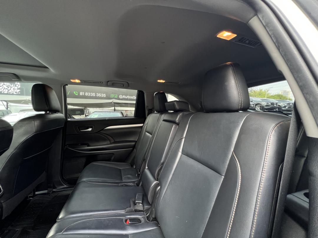 Toyota HIGHLANDER XLE PIEL 2019