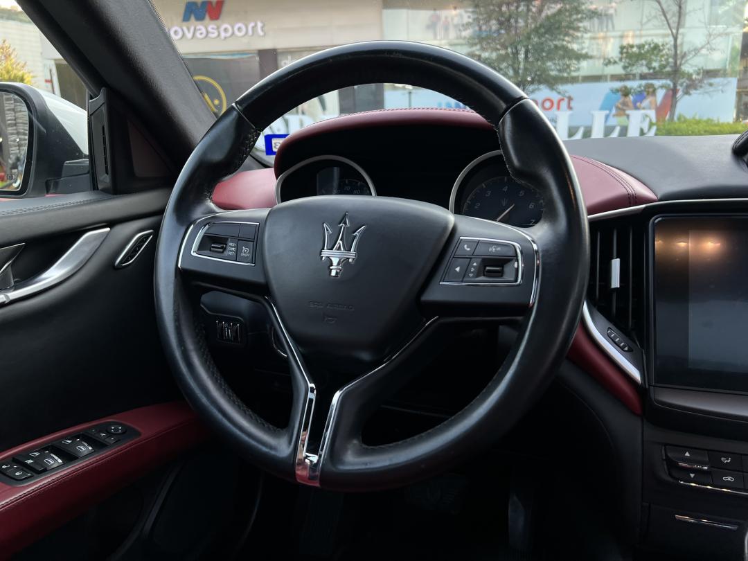 MASERATI GHIBLI COUPE 2017
