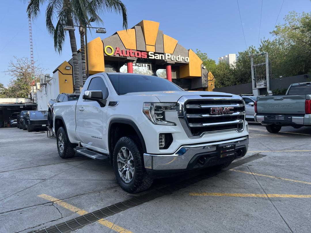 GMC SIERRA SLE CABINA REGULAR 2020