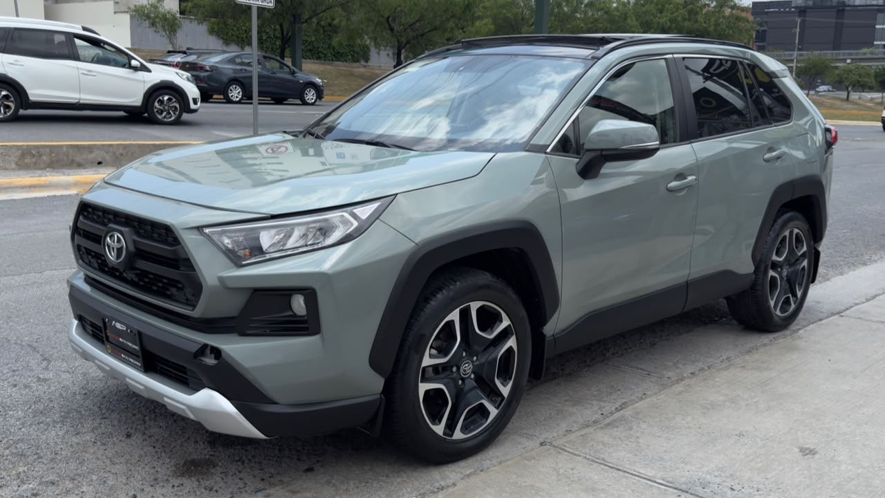 TOYOTA RAV4 ADVENTURE 2019