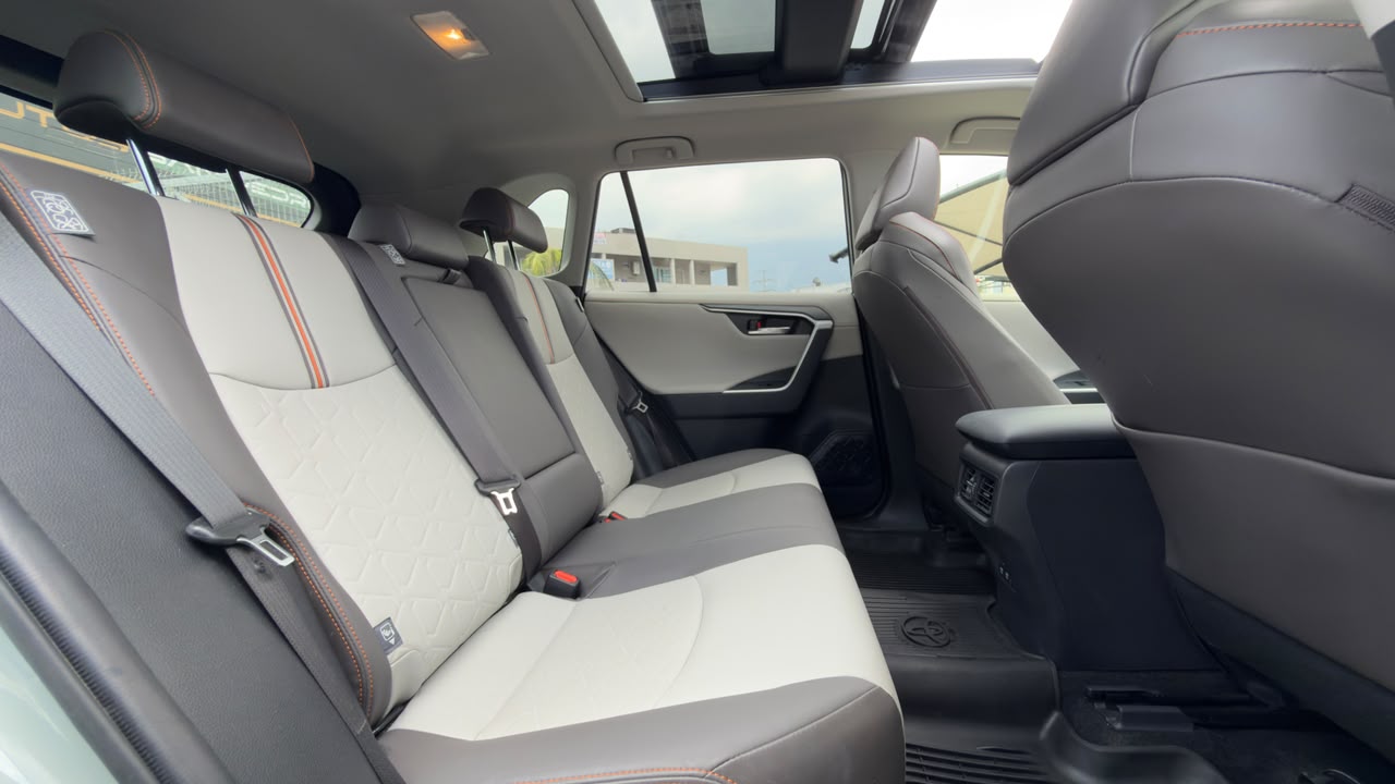 TOYOTA RAV4 ADVENTURE 2019