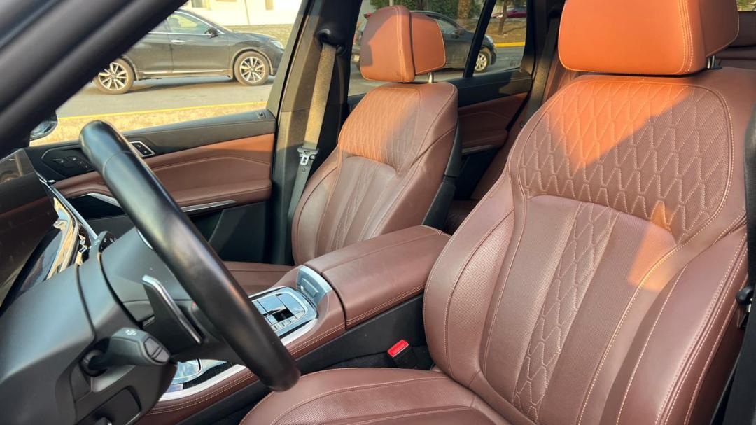 BMW X5 M60I 2024