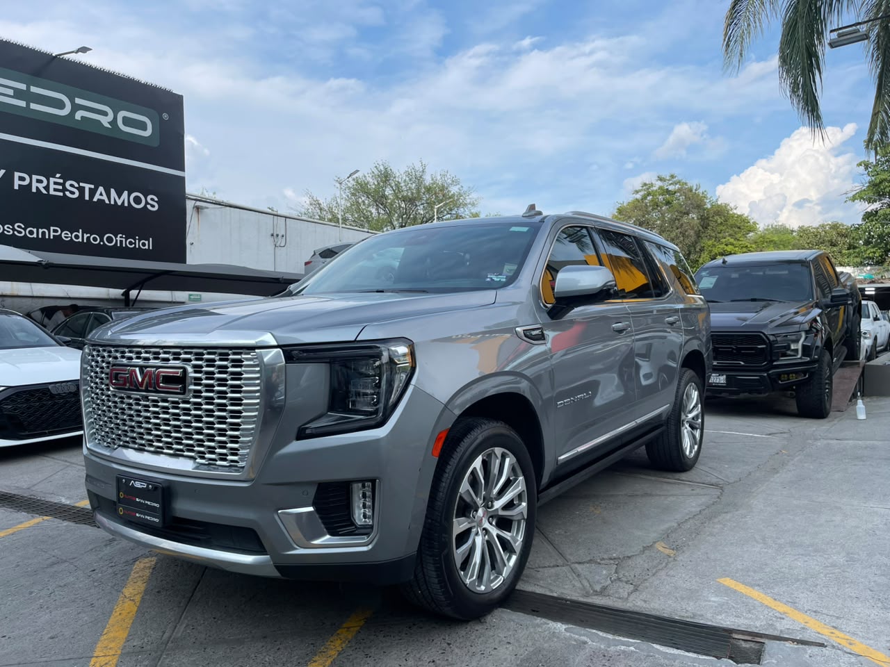 YUKON DENALI