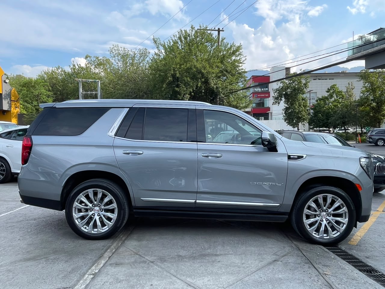 YUKON DENALI