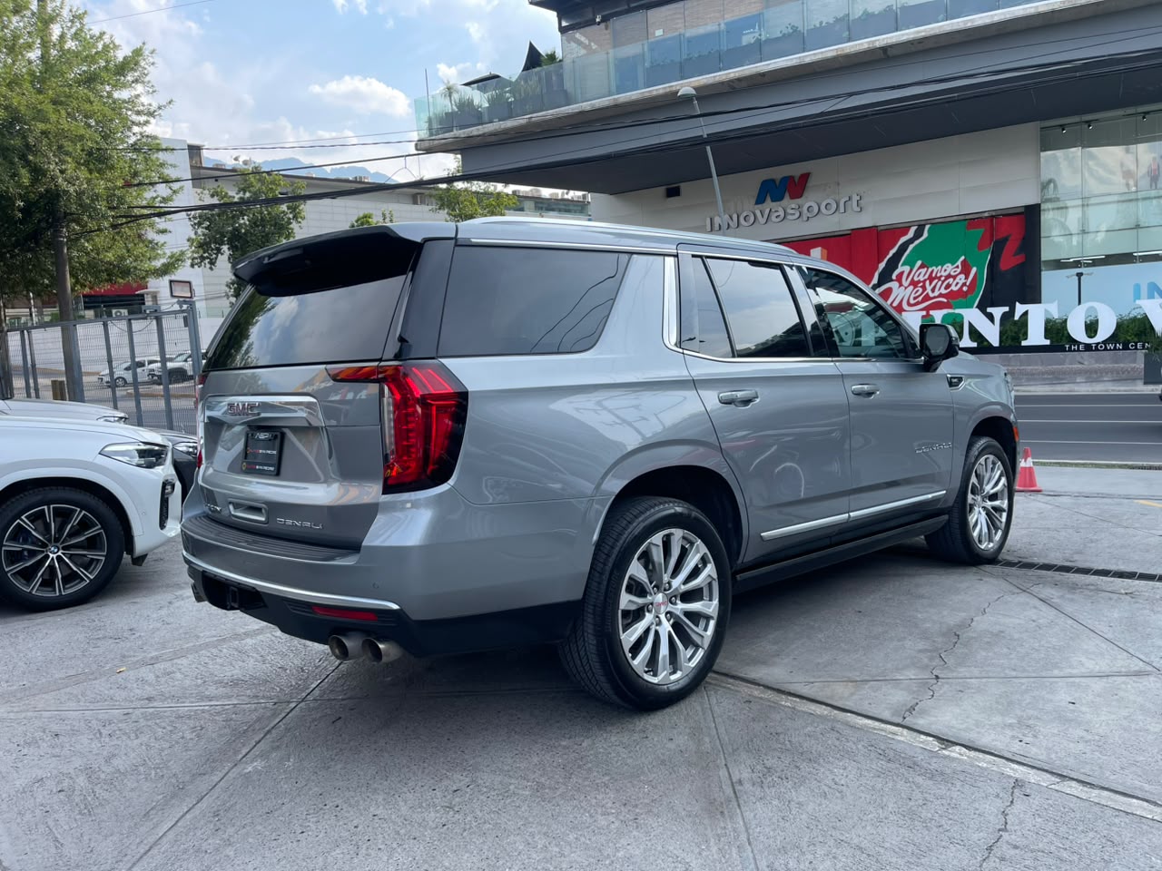 YUKON DENALI
