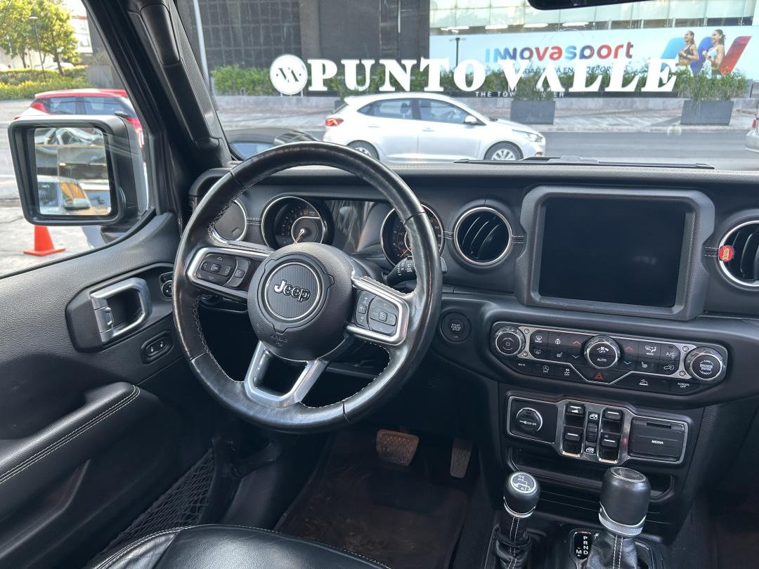 Jeep WRANGLER UNLIMITED SAHARA 2022
