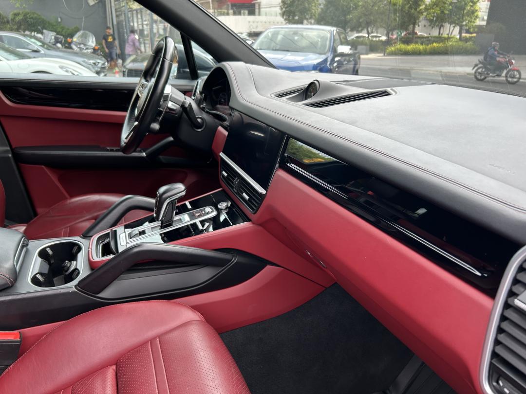 Porsche CAYENNE S 2019