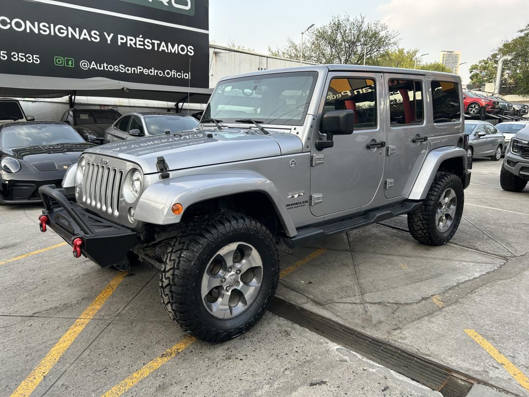 Jeep WRANGLER UNLIMITED SAHARA 2017