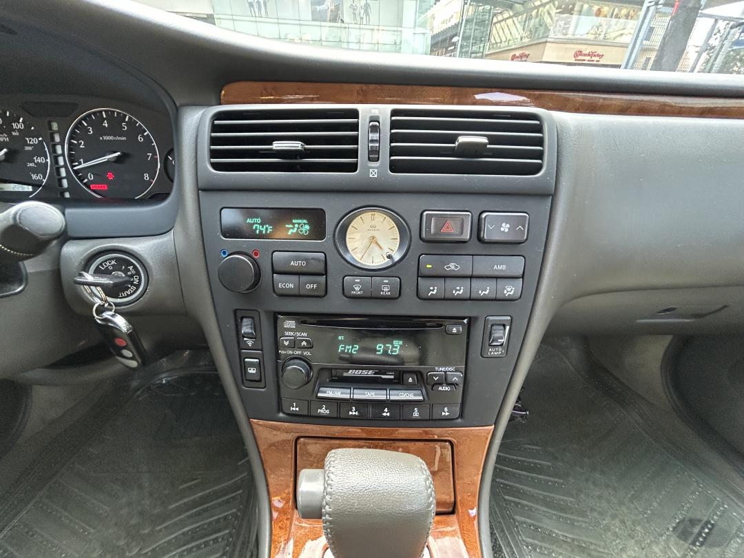 Infiniti Q45 2001