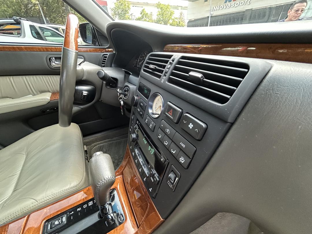 Infiniti Q45 2001