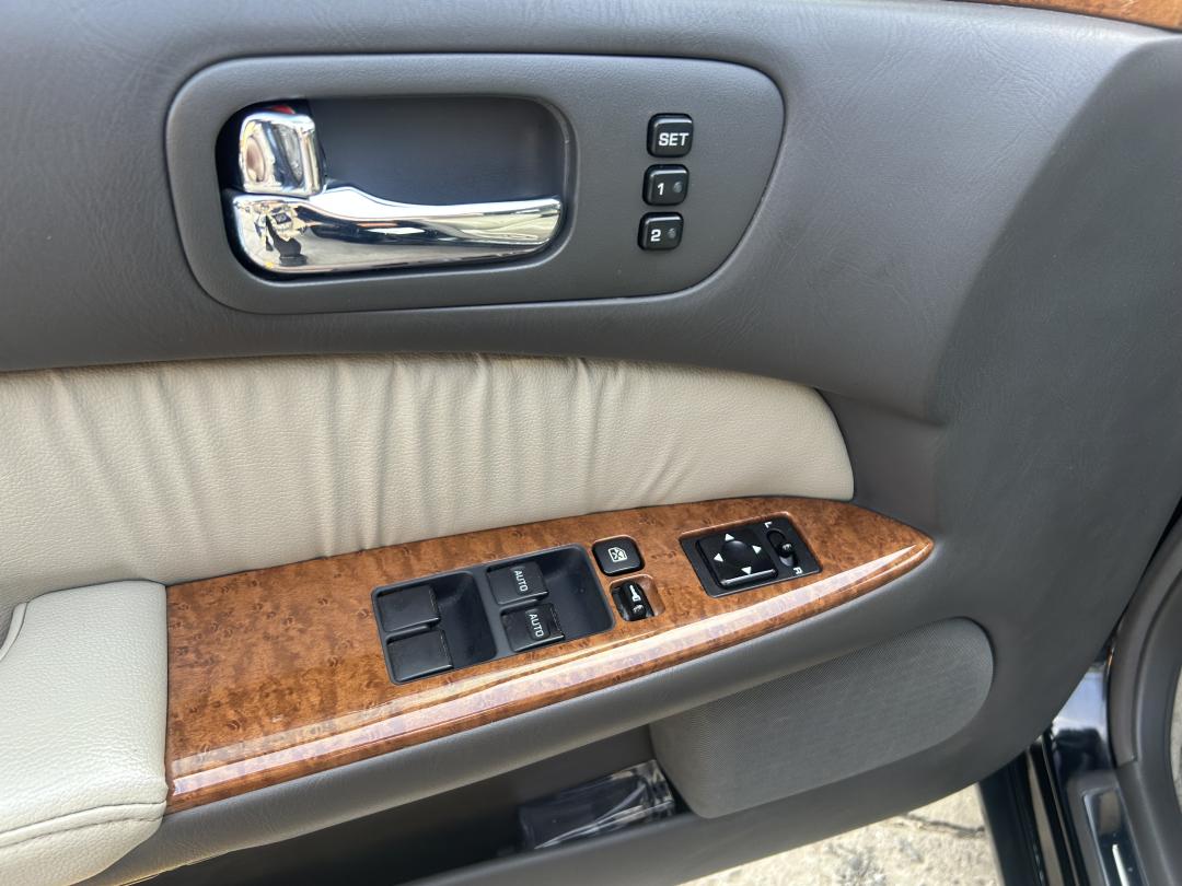 Infiniti Q45 2001