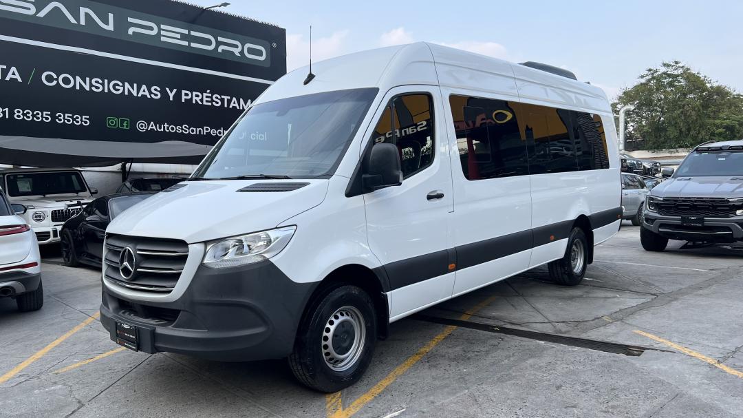Mercedes Benz SPRINTER VAN 517x 2024