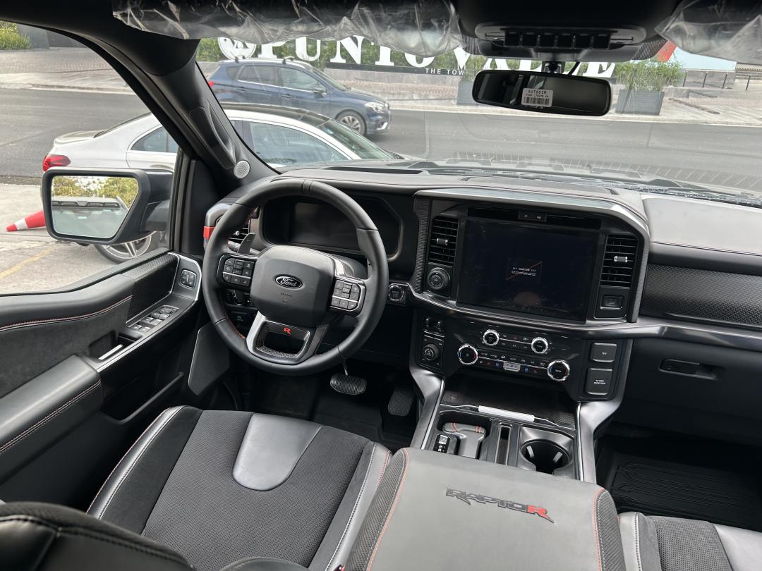 Ford LOBO RAPTOR R CREW CAB 4X4 2025