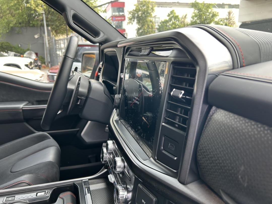 Ford LOBO RAPTOR R CREW CAB 4X4 2025