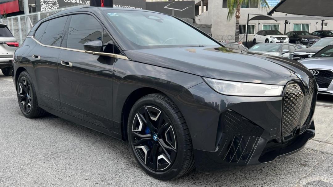 BMW IX XDRIVE40 2024