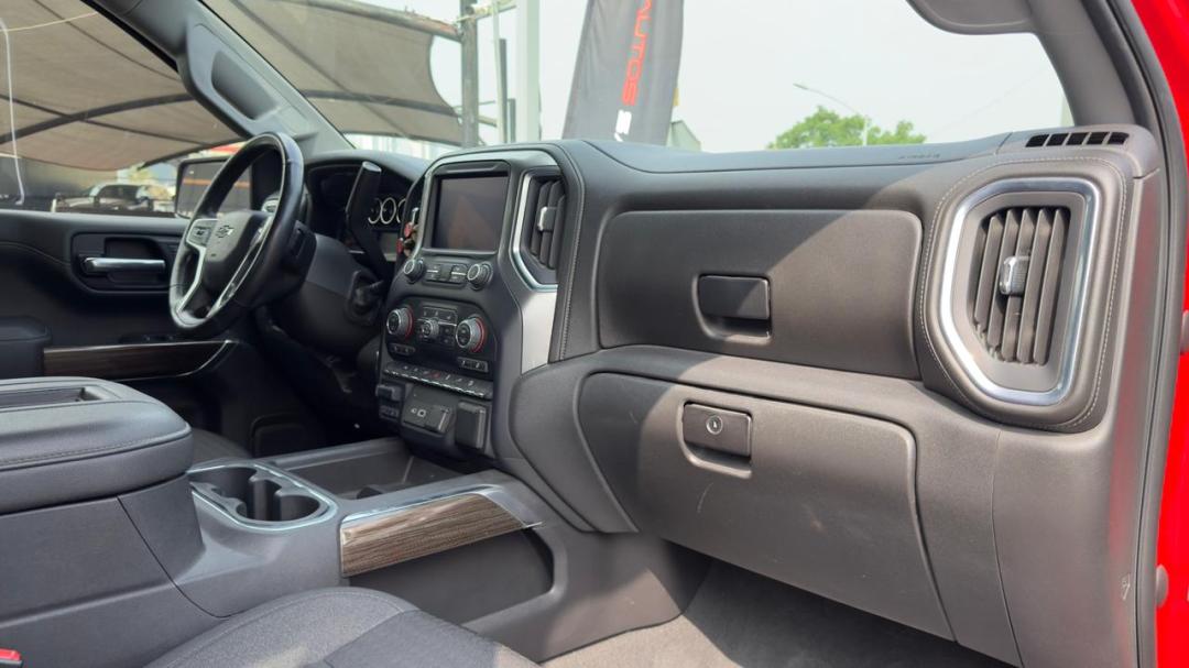 Chevrolet CHEYENNE RST 2022