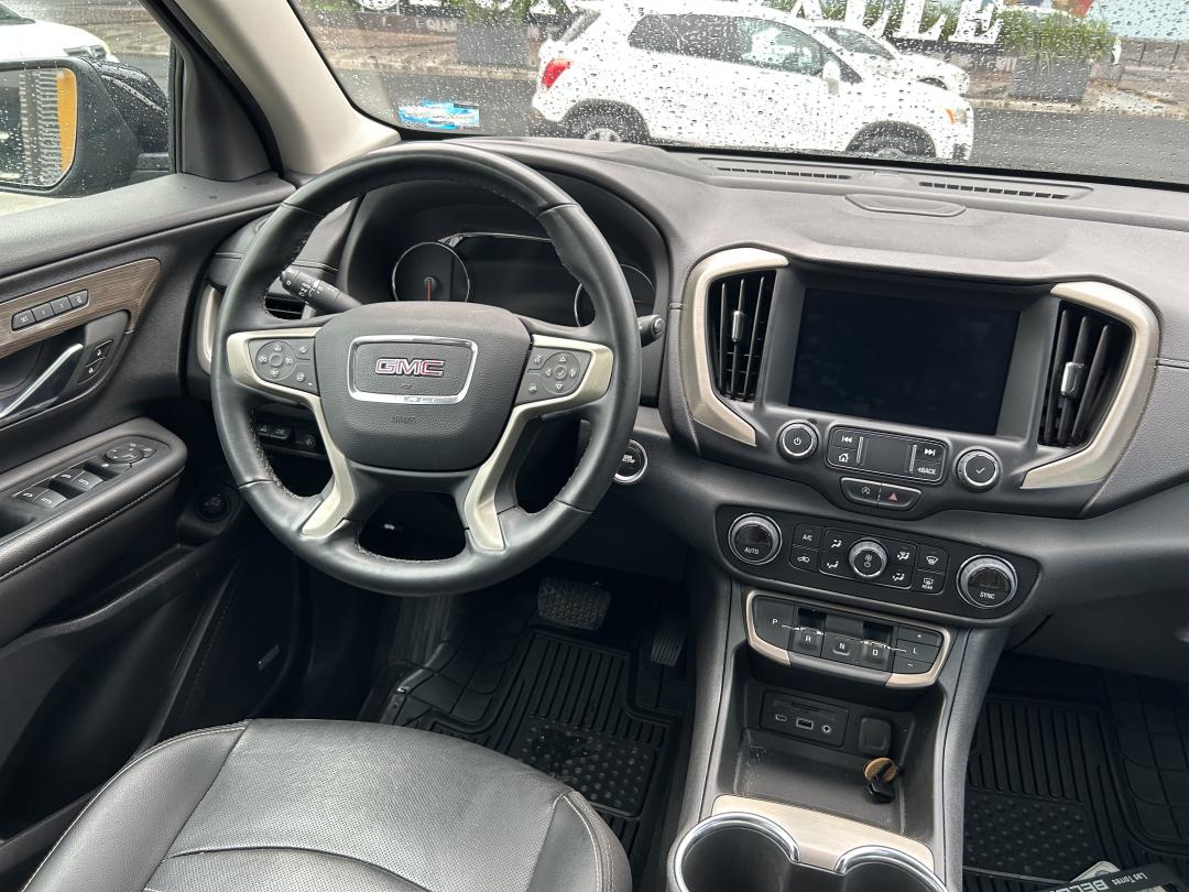 GMC TERRAIN DENALI 2023