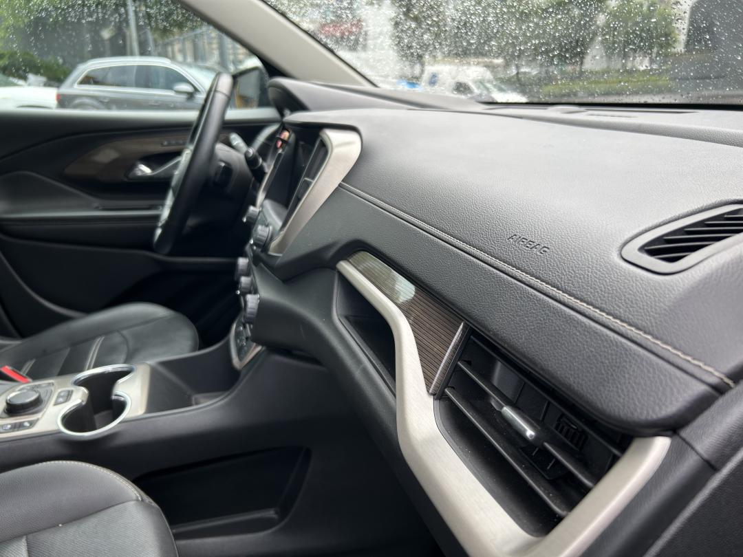 GMC TERRAIN DENALI 2023