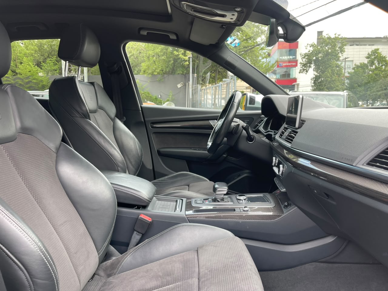 SQ5 QUATTRO