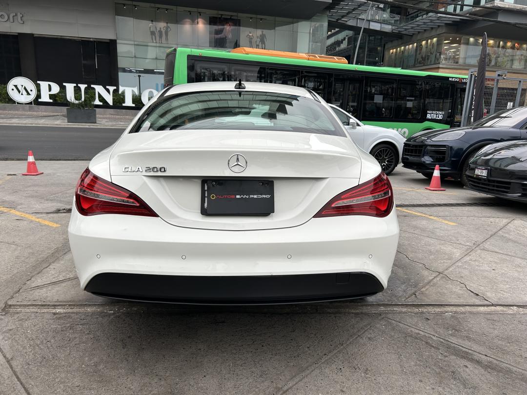 Mercedes Benz CLA200 2017