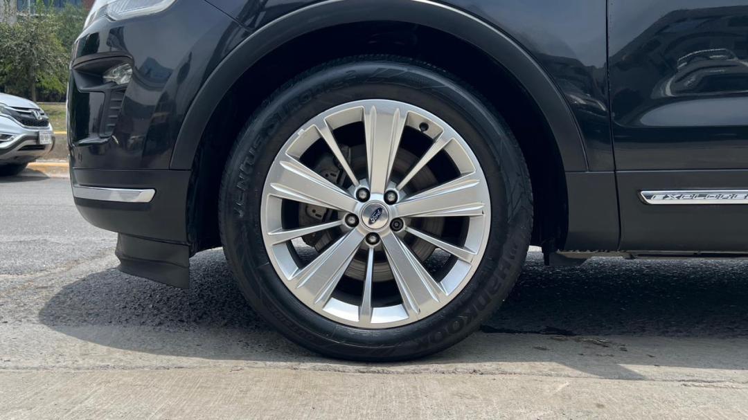 Ford EXPLORER LIMITED 2019