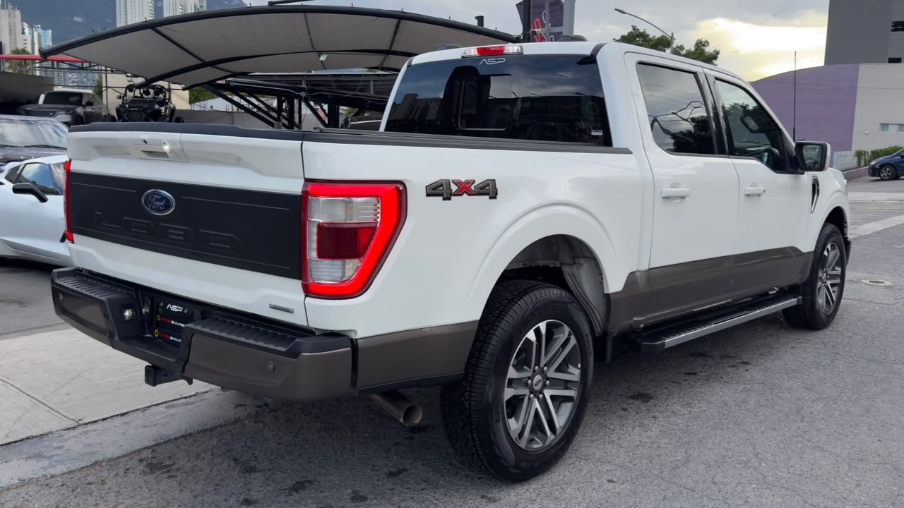 FORD LOBO LARIAT CREW CAB 4X4 2021