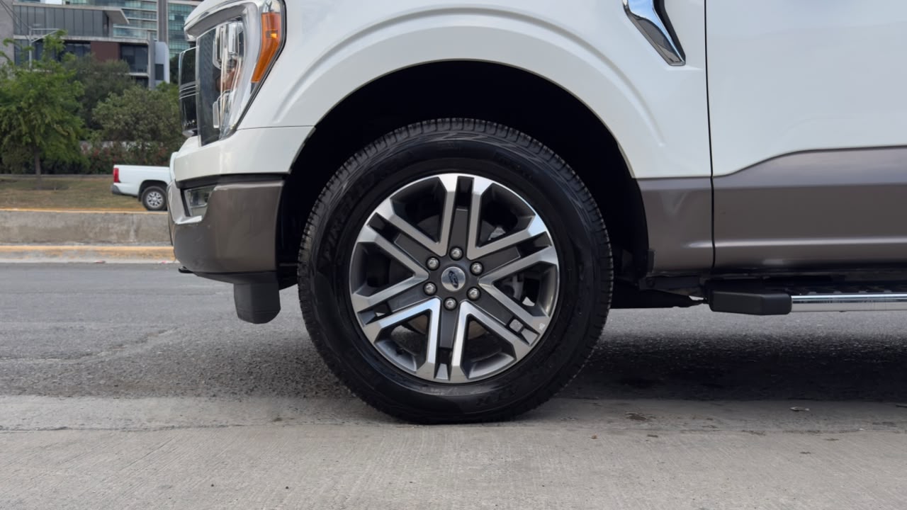 FORD LOBO LARIAT CREW CAB 4X4 2021